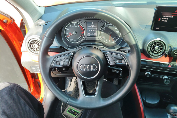 奥迪Q2L 2018款 35 TFSI 时尚动感型 国V中控内饰13