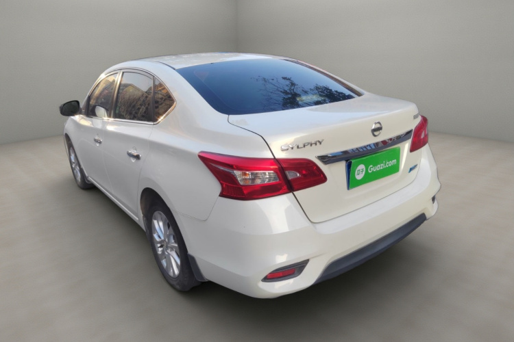 日产 轩逸 2016款 1.6XV CVT智享版车身外观5