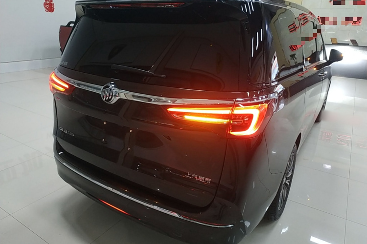 别克GL8 2021款 ES陆尊 653T 豪华型车身外观7