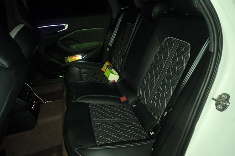 奥迪A5L 2026款 2.0T 运动版 Plus中控内饰21