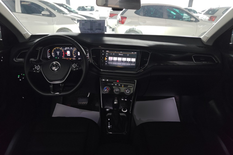大众 T-ROC探歌 2020款 280TSI DSG两驱舒适型中控内饰12