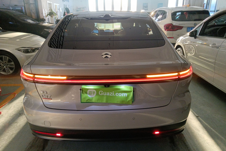 蔚来ET7 2023款 75kWh车身外观6004