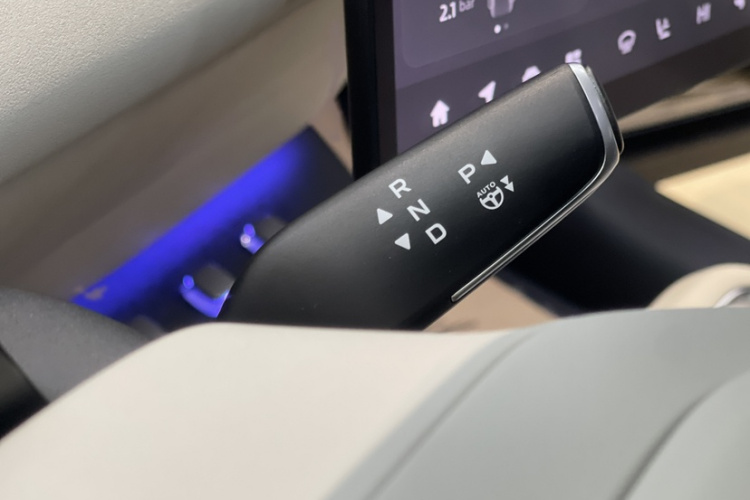 长安启源E07 2025款 纯电 四驱 90kWh Ultra高性能版中控内饰7010