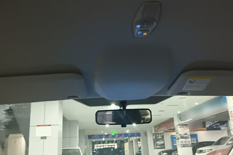 福特 福克斯 2012款 三厢 1.6L 自动舒适型局部细节22