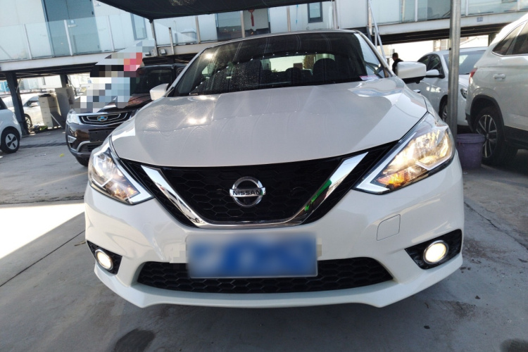 日产 轩逸 2022款 经典 1.6XL CVT豪华版车身外观2