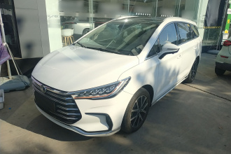 比亚迪 宋MAX新能源 2022款 DM-i 105KM 旗舰型