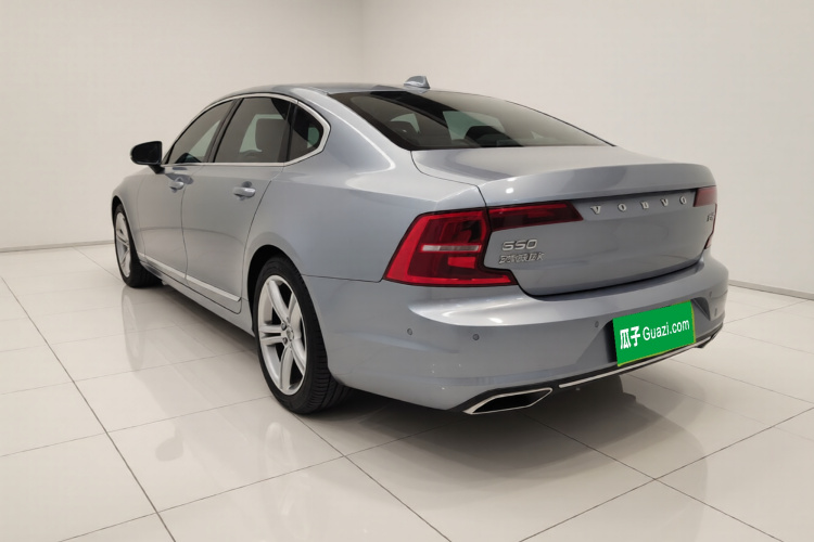 沃尔沃S90 2019款 T5 智远版车身外观5