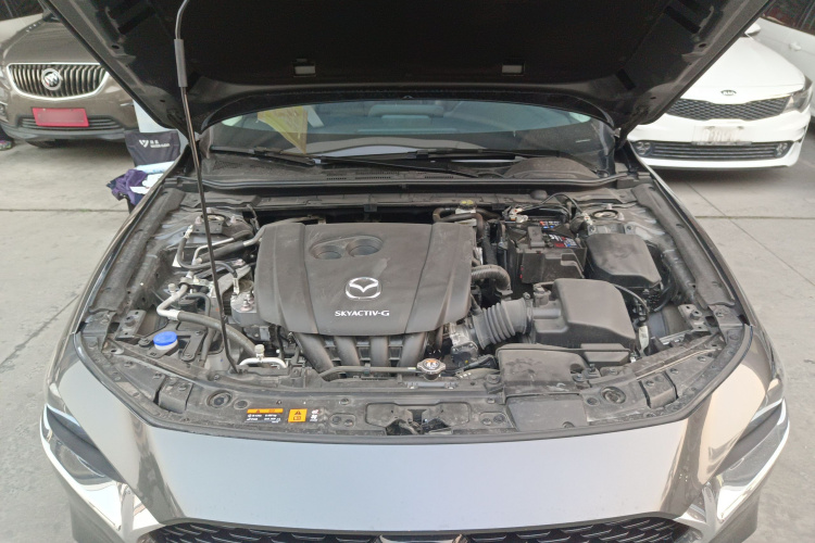 马自达3 昂克赛拉 2023款 2.0L 自动质雅版机舱底盘24