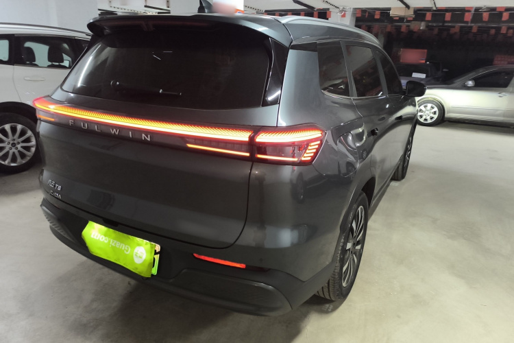 奇瑞 风云T8 2025款 1.5T 130km 豪华版5座车身外观9