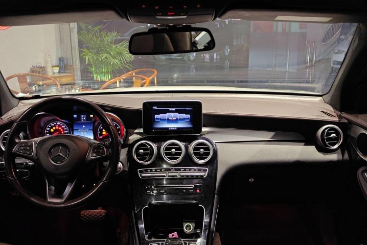 奔驰GLC 2017款 GLC 200 4MATIC中控内饰7002