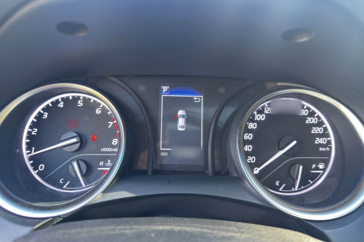 丰田 凯美瑞 2022款 2.0GVP 领先版局部细节14