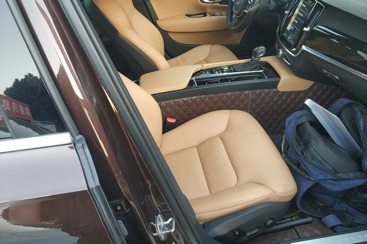 沃尔沃S90 2017款 T4 智远版局部细节41