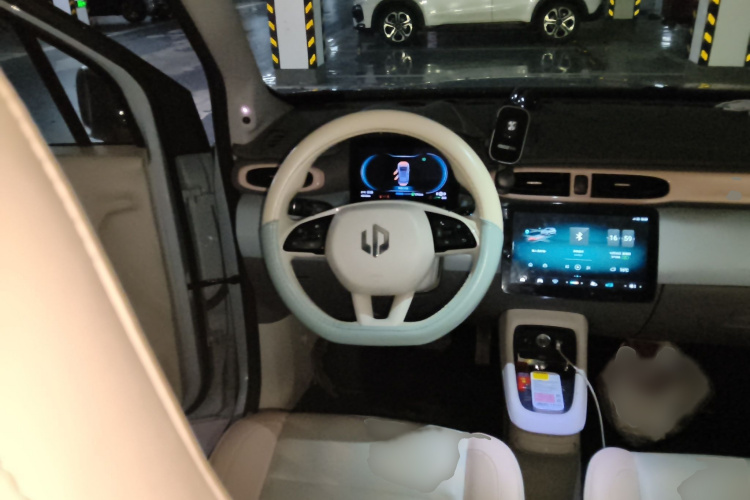 零跑汽车 零跑T03 2023款 403智享版局部细节13