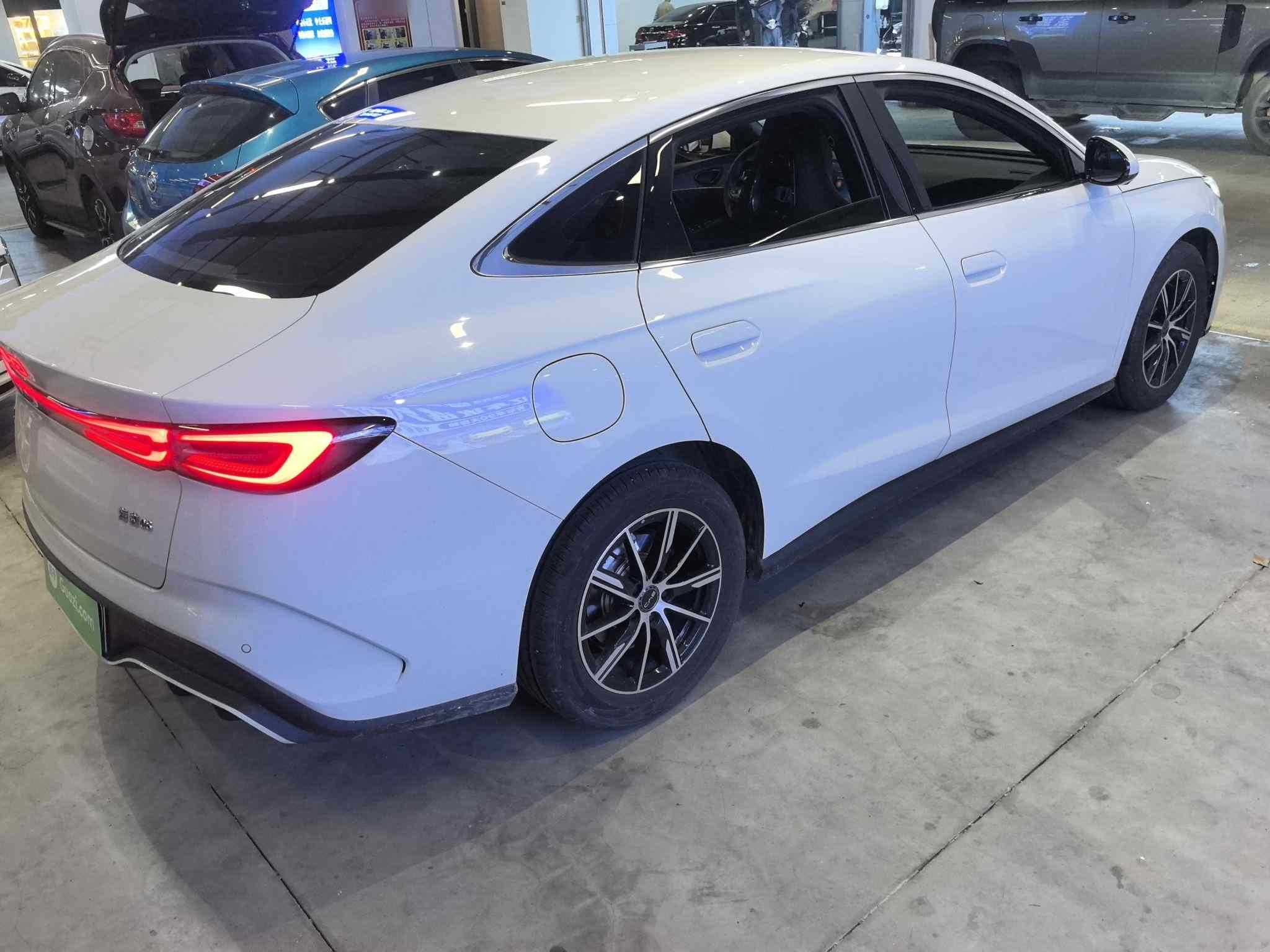 比亚迪 海豹06新能源 2024款 DM-i 80KM尊贵型(4)