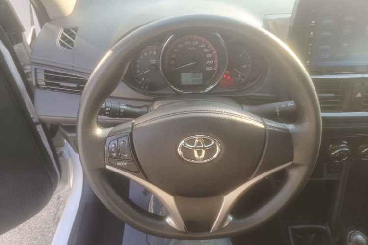 丰田 威驰 2021款 1.5L 手动创行版局部细节13