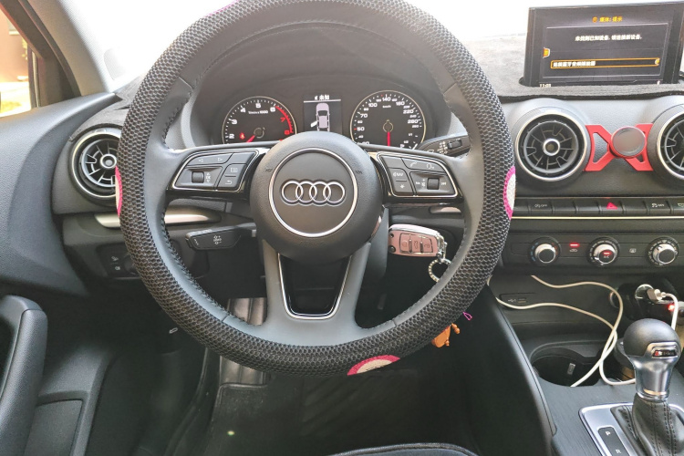 奥迪A3 2020款 改款 Limousine 35 TFSI 进取型 国VI中控内饰13