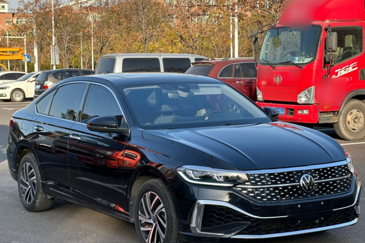 大众 朗逸 2024款 1.5L 自动星空五百万版车身外观6002