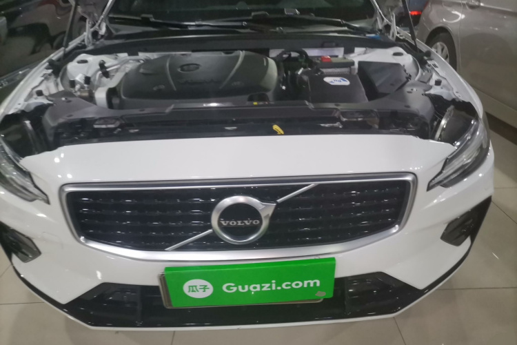 沃尔沃S60 2020款 T5 智雅运动版机舱底盘24