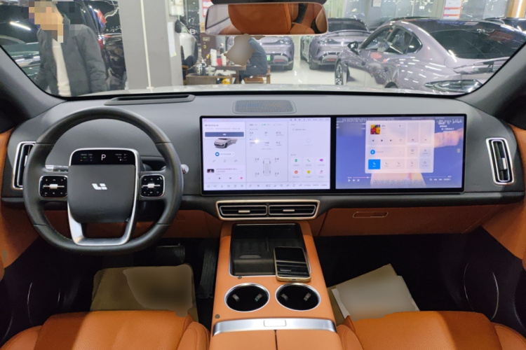 理想汽车 理想L6 2024款 Max中控内饰7002