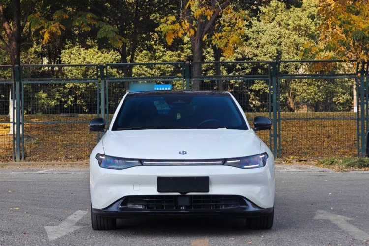 零跑汽车 零跑C01 2023款 525舒享版车身外观6008