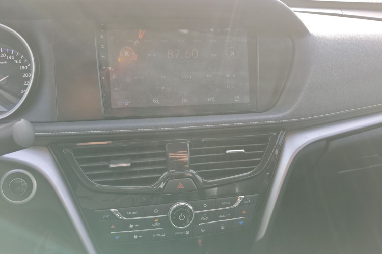 启辰T90 2017款 2.0L 手动辰尚版局部细节16