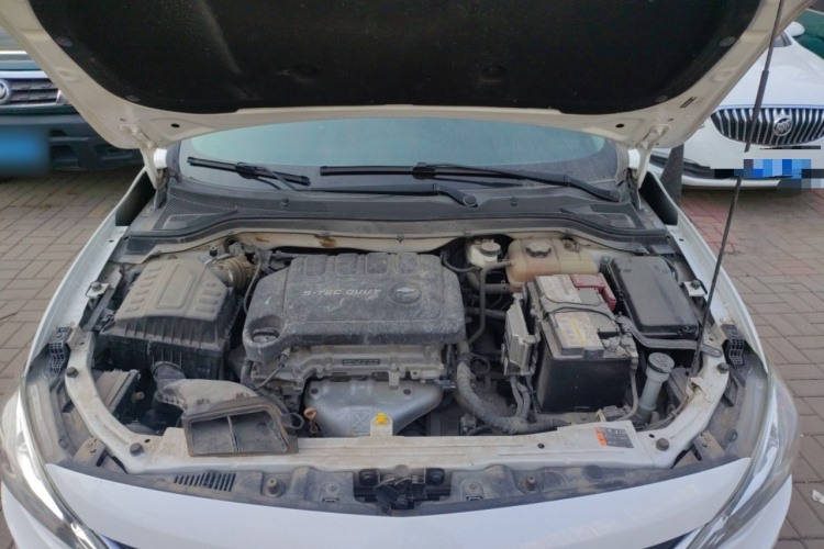 雪佛兰 科沃兹 2018款 320 自动欣享天窗版局部细节24