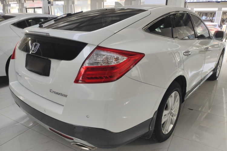 本田 歌诗图 2014款 2.4L 豪华版车身外观7