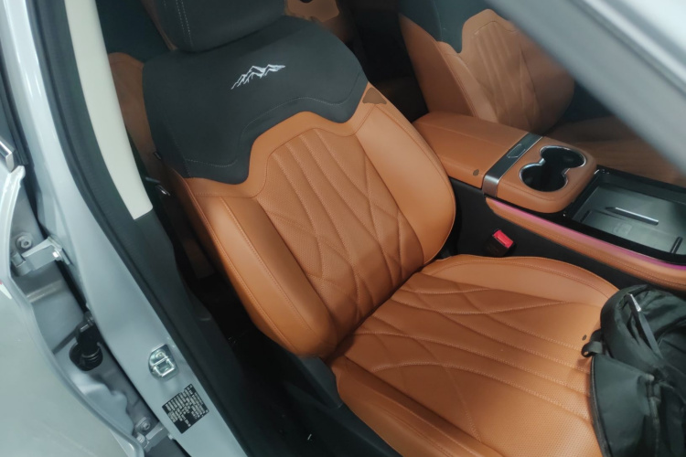 捷途山海L7 2024款 1.5T 120km ULTRA 7座局部细节41