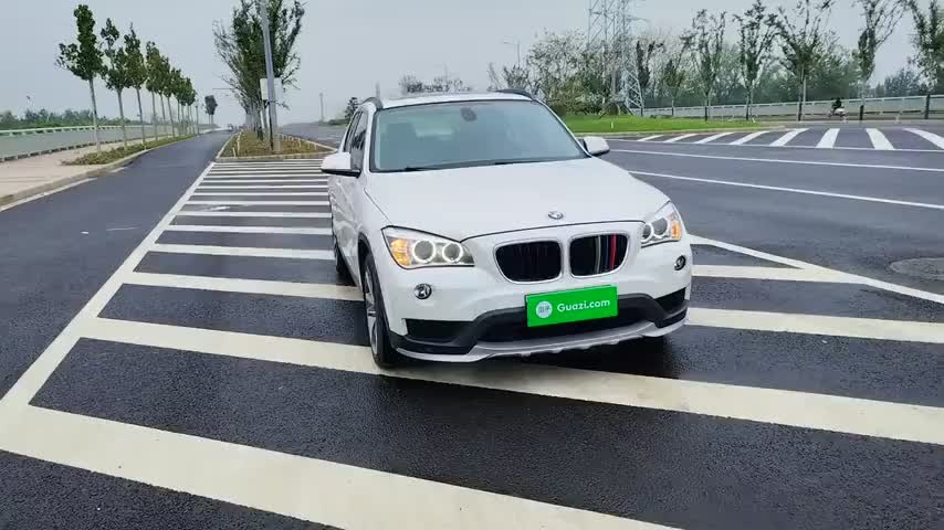 宝马X1 2015款 sDrive18i 领先晋级版实拍1