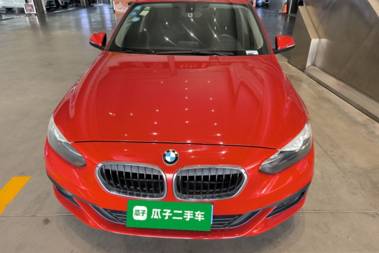 宝马1系 2017款 118i 时尚型车身外观2