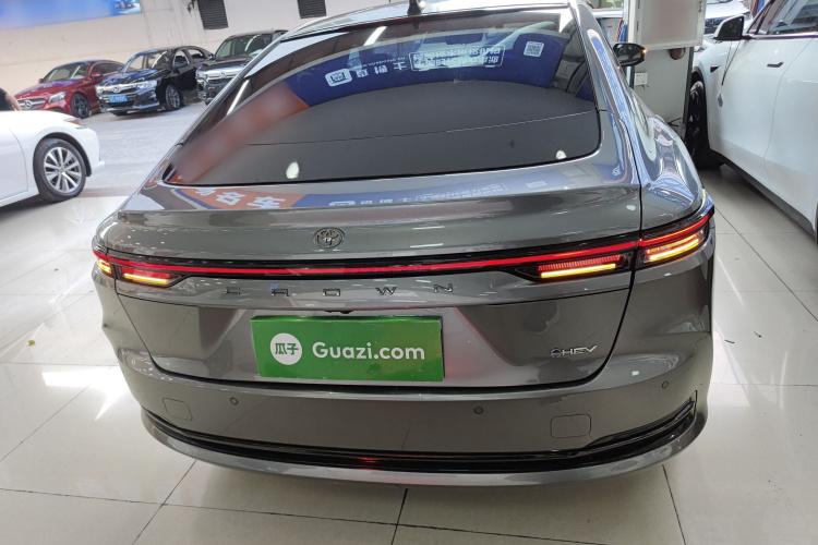丰田 皇冠(进口) 2024款 2.5L 至尊版车身外观6