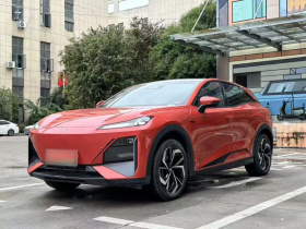 深蓝汽车 深蓝S07 2024款 215Max 乾崑智驾ADS SE增程版