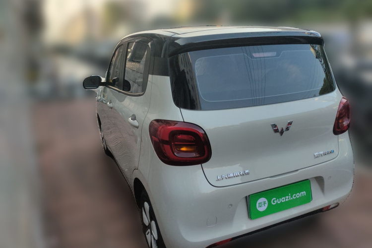 五菱汽车 宏光MINIEV 2025款 四门版 臻享+款车身外观5