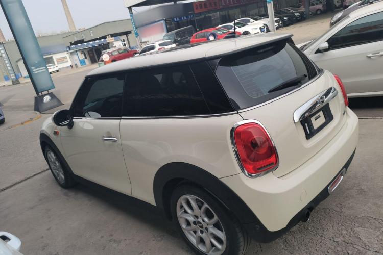 MINI 2016款 1.2T ONE 先锋派车身外观6005