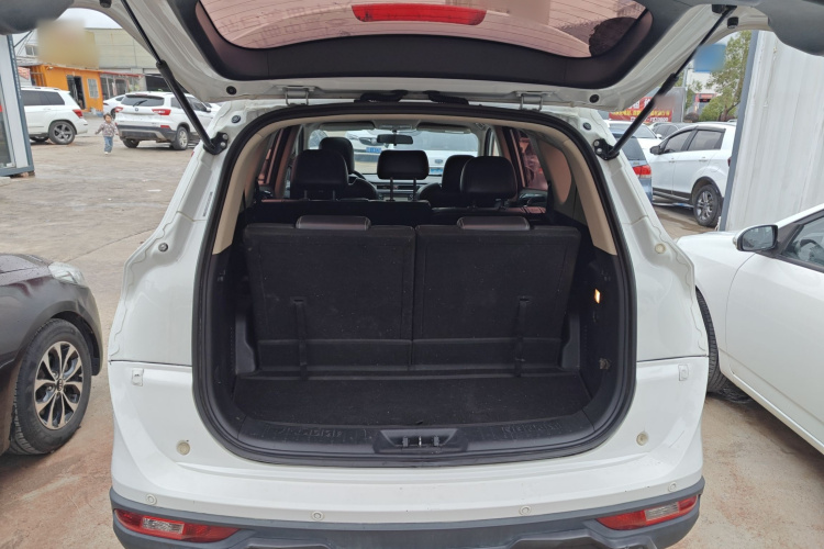 东风风光 风光580 2017款 1.5T CVT智联型机舱底盘23