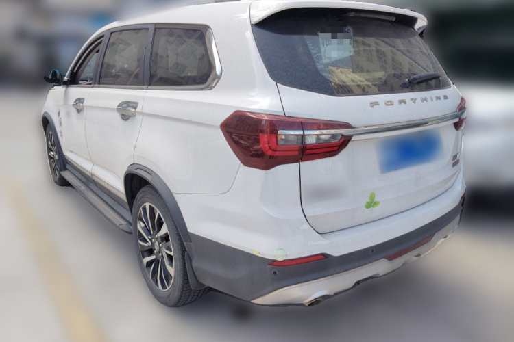 东风风行 风行T5L 2019款 1.5T CVT豪华型 5座车身外观6003