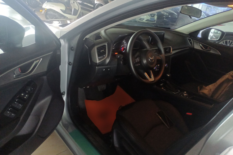 马自达3 昂克赛拉 2017款 三厢 1.5L 自动豪华型 国V中控内饰20