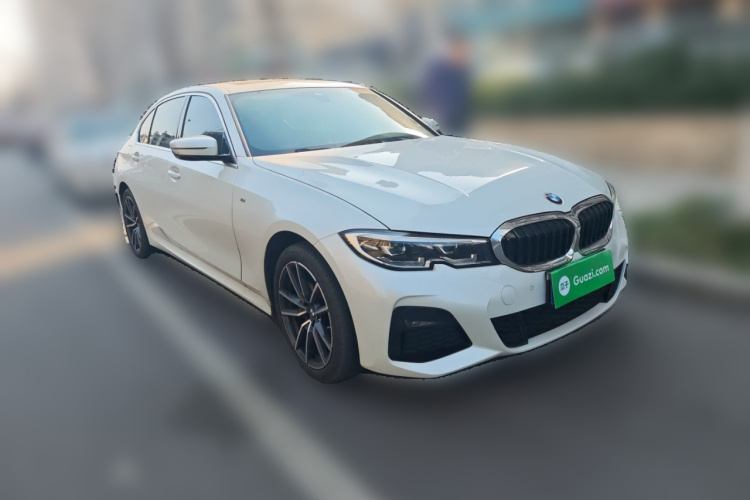 宝马3系 2022款 325Li M运动套装车身外观3