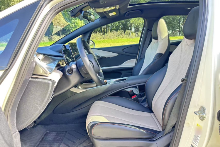 比亚迪 海豚 2023款 420km 时尚版中控内饰7001