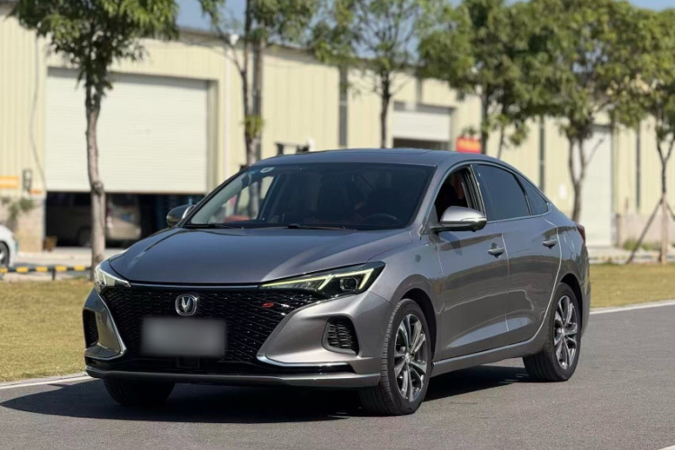 长安 逸动 2020款 PLUS 蓝鲸NE 1.4T GDI DCT旗舰型车身外观6004