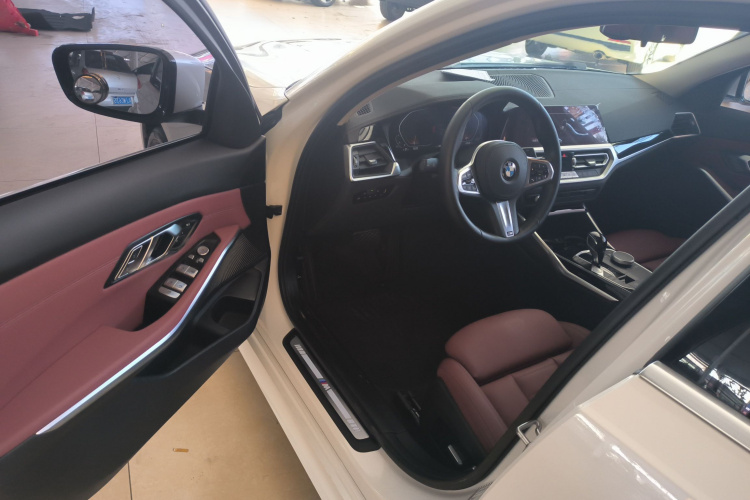 宝马3系 2021款 改款 320Li M运动套装中控内饰7003