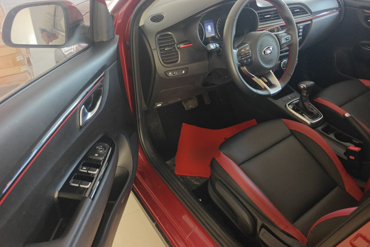 起亚 KX CROSS 2018款 1.6L 自动灵动天窗版中控内饰20