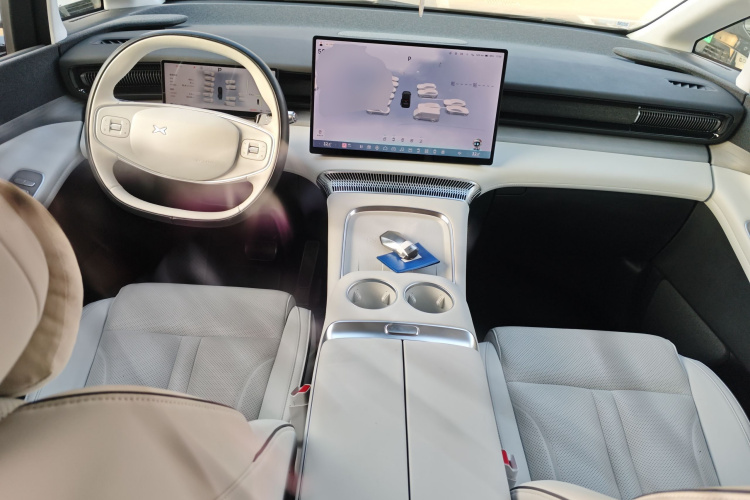 小鹏X9 2024款 702超长续航Max中控内饰7002