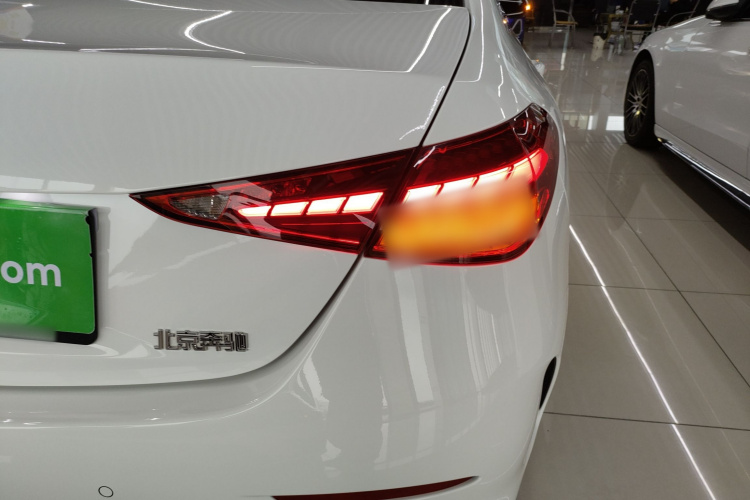 奔驰C级 2025款 C 260 L 运动版车身外观6006