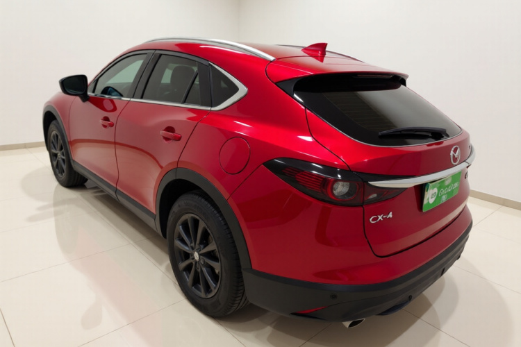 马自达CX-4 2020款 2.0L 自动两驱蓝天品位版车身外观5