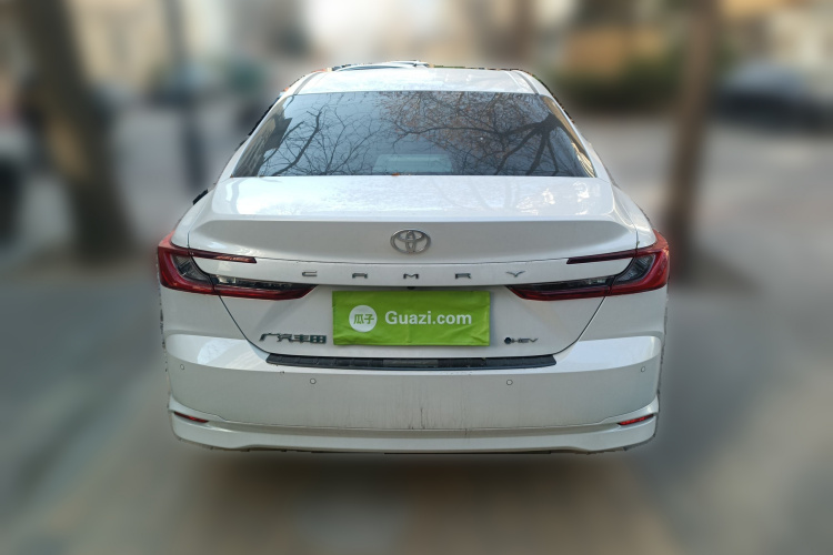 丰田 凯美瑞 2024款 双擎 2.0HGVP 豪华版车身外观6