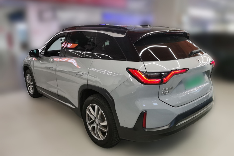 蔚来ES6 2019款 430KM 性能版车身外观5