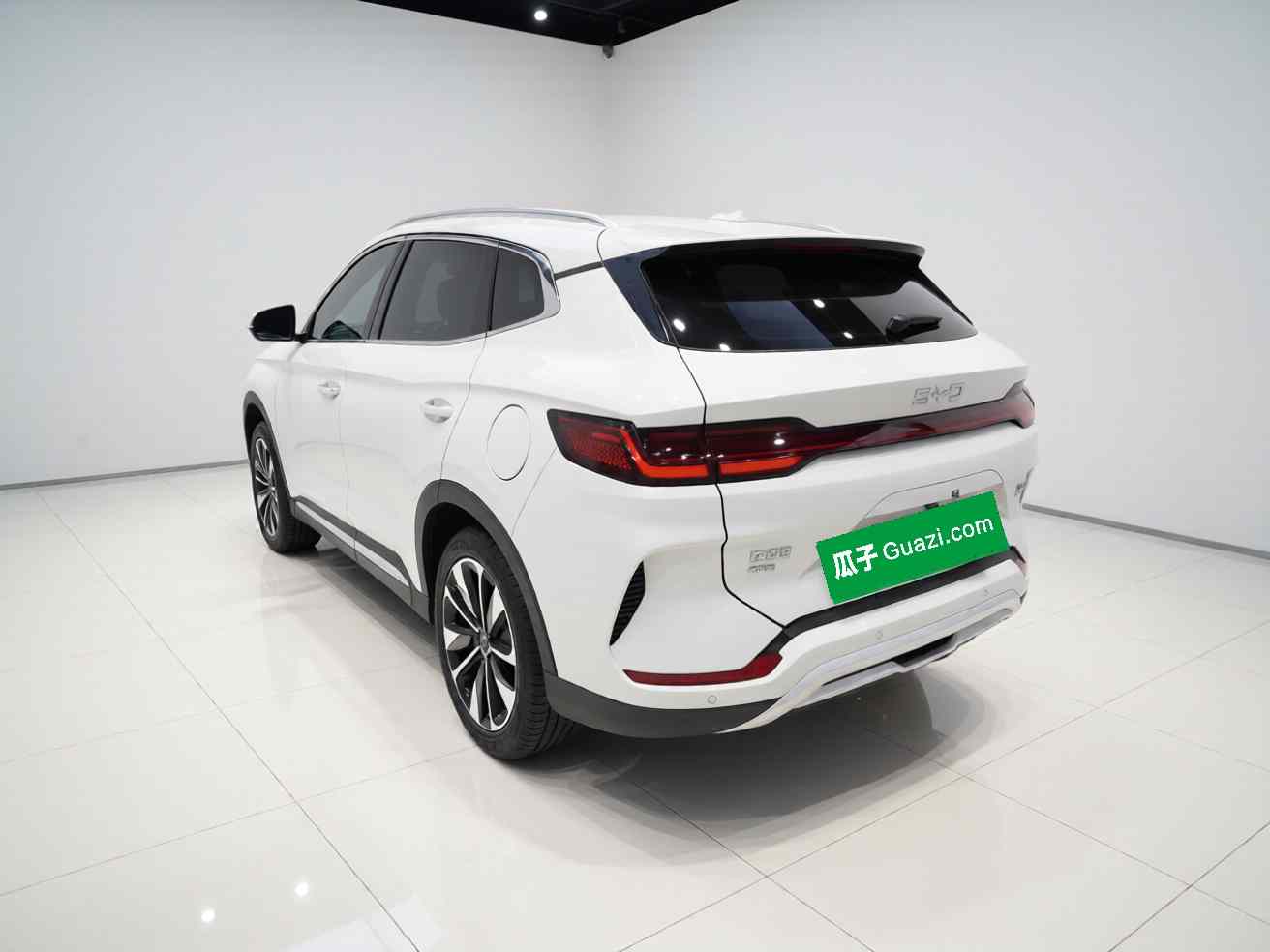 比亚迪 宋PLUS新能源 2025款 DM-i 112KM 尊荣型(4)