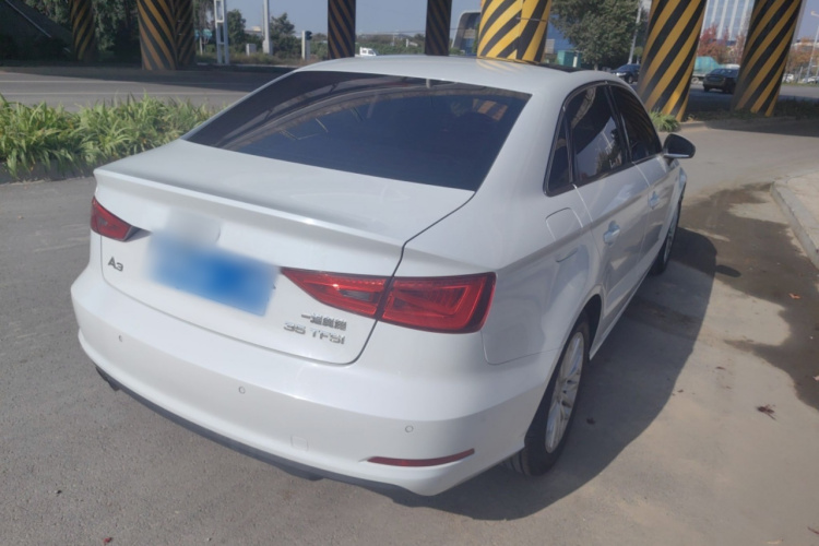 奥迪A3 2016款 Limousine 35 TFSI 领英型车身外观6005