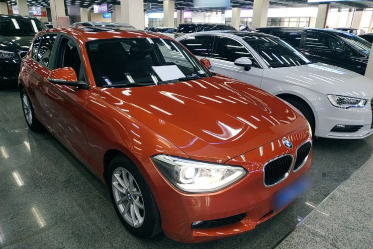 宝马1系(进口) 2013款 改款 118i 领先型车身外观3